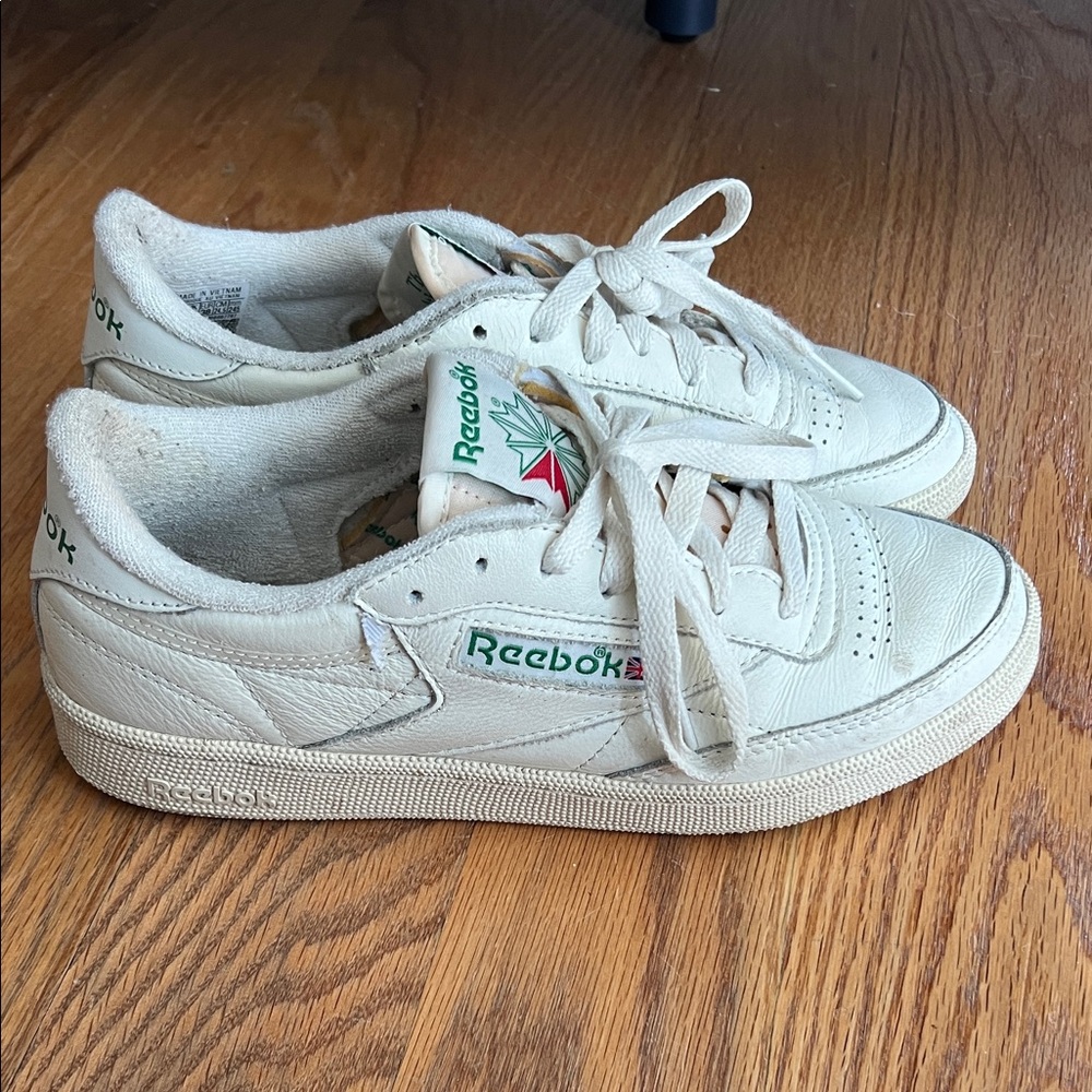 Reebok Kids Beige Sneakers